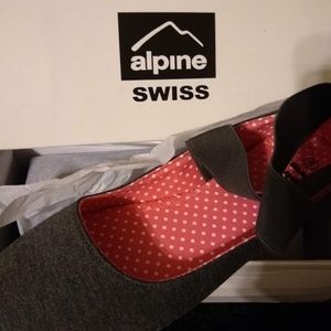 Alpine Wwiss Peony Womens Ballet Flats Brand New